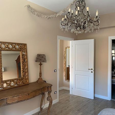 Central Luxury Rooms Olbia Esterno foto